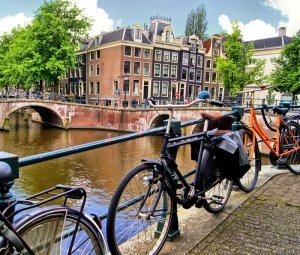 Pilot jobs in Amsterdam